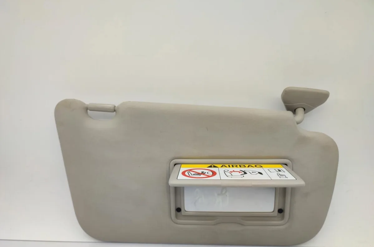 Pare-soleil droit NISSAN PULSAR occasion