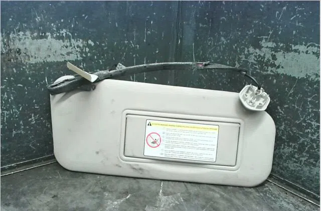 Pare-soleil droit Peugeot 307 Break (3E) 1.6 hdi 110 (2004-2008) 5 portes occasion