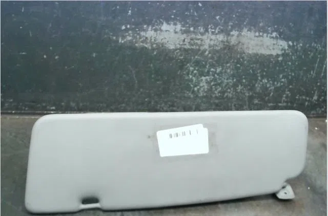 Pare-soleil droit Renault ESPACE III (JE0_) 2.2 dci (je0k) (2000-2002) 5 portes occasion