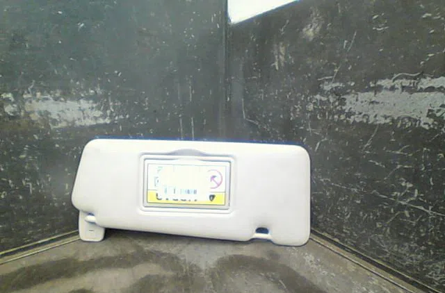 Pare-soleil droit Renault TWINGO III (BCM_, BCA_) 1.0 sce 70 (bcmb) (2015) 5 portes occasion