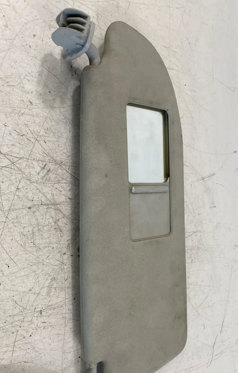 Pare-soleil droit Seat IBIZA III (6L1) 1.2 (2002-2006) occasion
