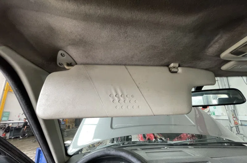 Pare soleil gauche pour LAND ROVER RANGE ROVER 2 PHASE 1
