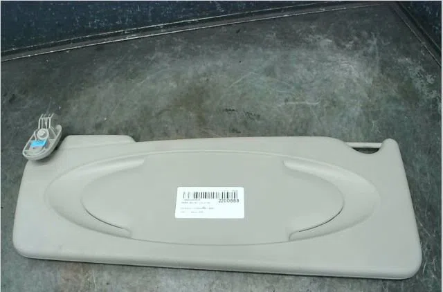 Pare-soleil gauche Renault KANGOO - GRAND KANGOO II (KW0-1_) 1.5 dci 90 (kw05, kw08, kw0g, kw11) (2008) occasion