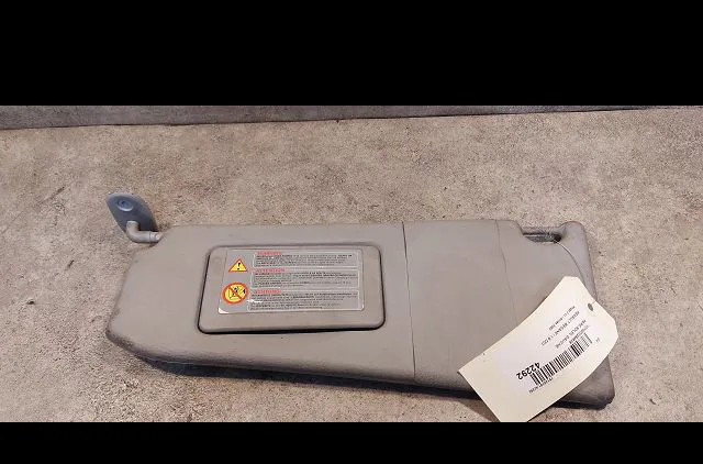 Pare-soleil gauche Renault MEGANE I (BA0-1_) 1.9 dci (ba05, ba1f) (2001-2003) occasion