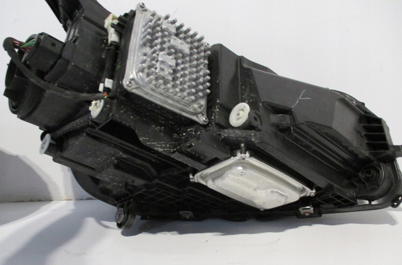 FEUX AVANT MERCEDES GLE MULTIBEAM LED 1679068607