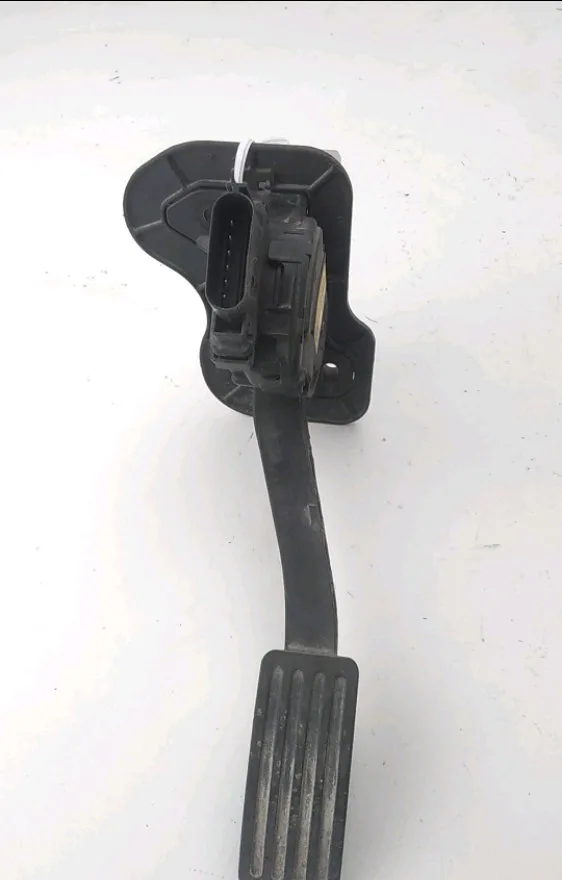 Pedale accelerateur Ford TRANSIT Camionnette (FA_ _) 2.2 tdci (2011-2014) occasion