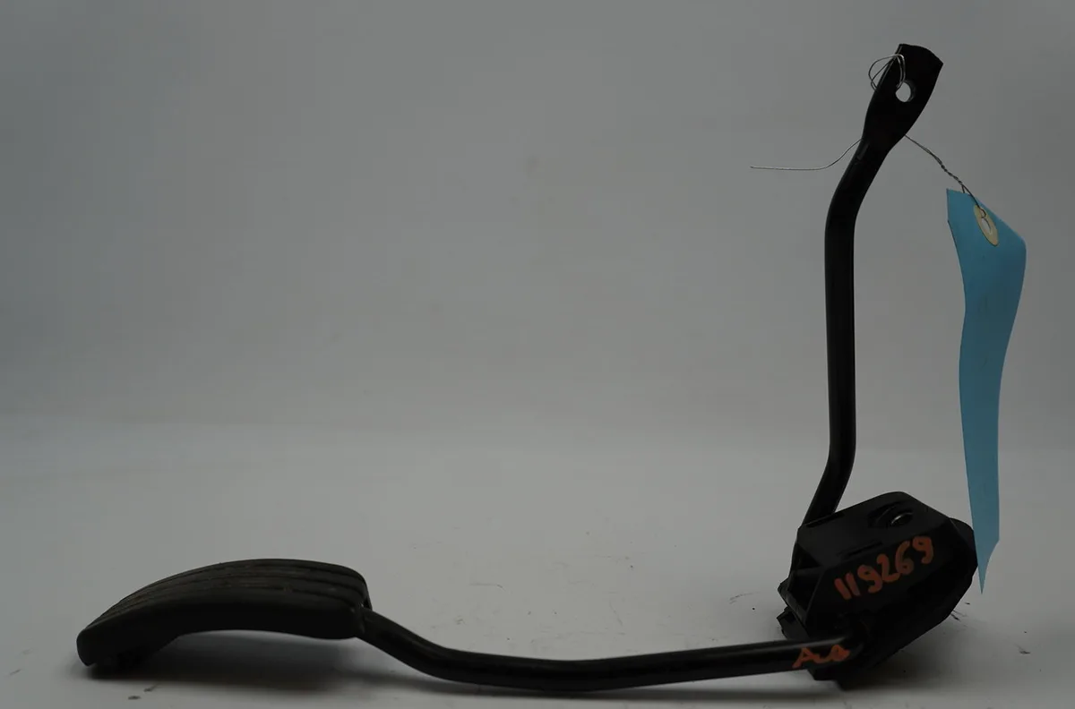 Pedale accelerateur Renault CLIO II (BB_, CB_) 1.2 (bb0a, bb0f, bb10, bb1k, bb28, bb2d, bb2h, cb0a,... (1998-2010) 5 por