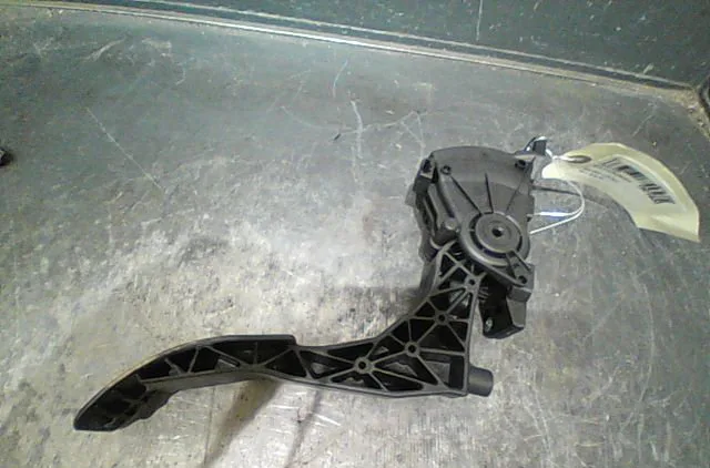 Pedale accelerateur Seat IBIZA IV (6J5, 6P1) 1.4 (2008-2015) occasion