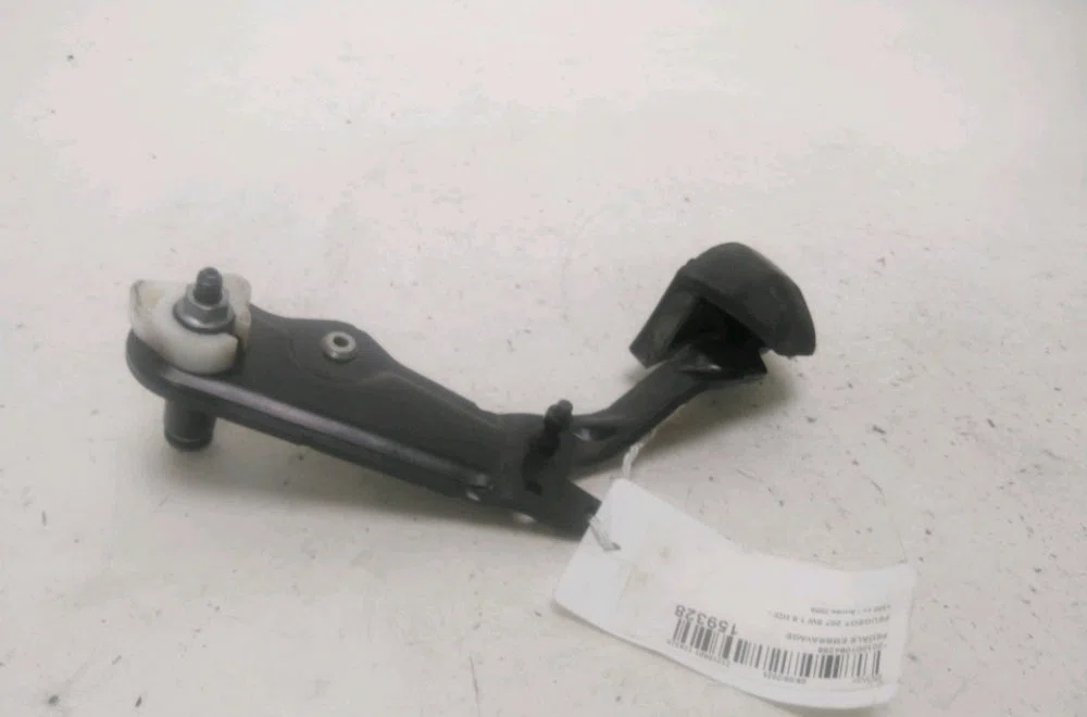 Pedale embrayage Peugeot 207 SW (WK_) 1.6 hdi (2007-2012) 5 portes occasion