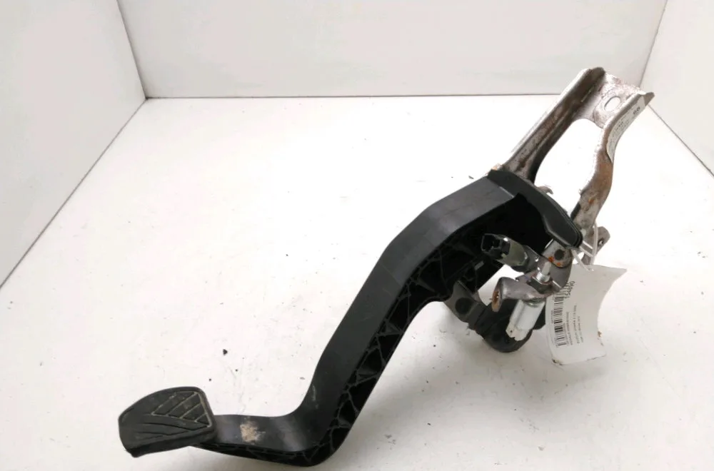 Pedale embrayage Suzuki VITARA (LY) 1.6 ddis allgrip (apk 416d) (2015) occasion