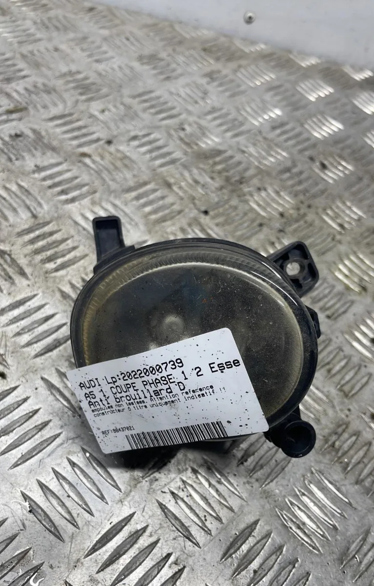 Phare antibrouillard avant droit AUDI A5 1 COUPE PHASE 1 occasion