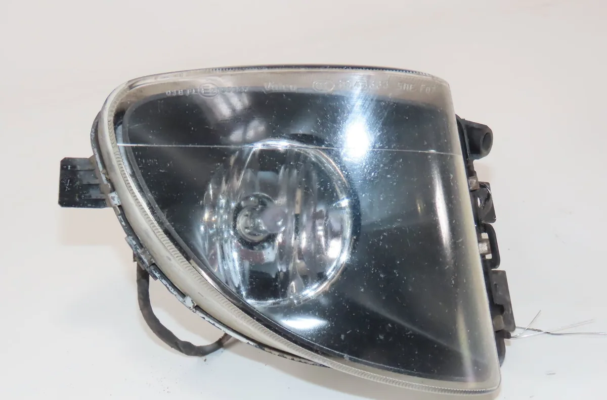 Phare antibrouillard avant droit Bmw 5 (F10) 520 d (2010-2014) occasion