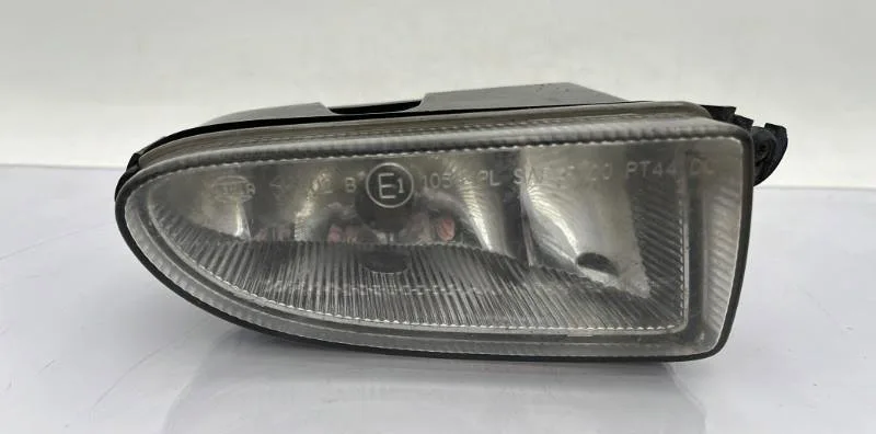 Phare antibrouillard avant droit CHRYSLER PT CRUISER PHASE 1 BREAK occasion