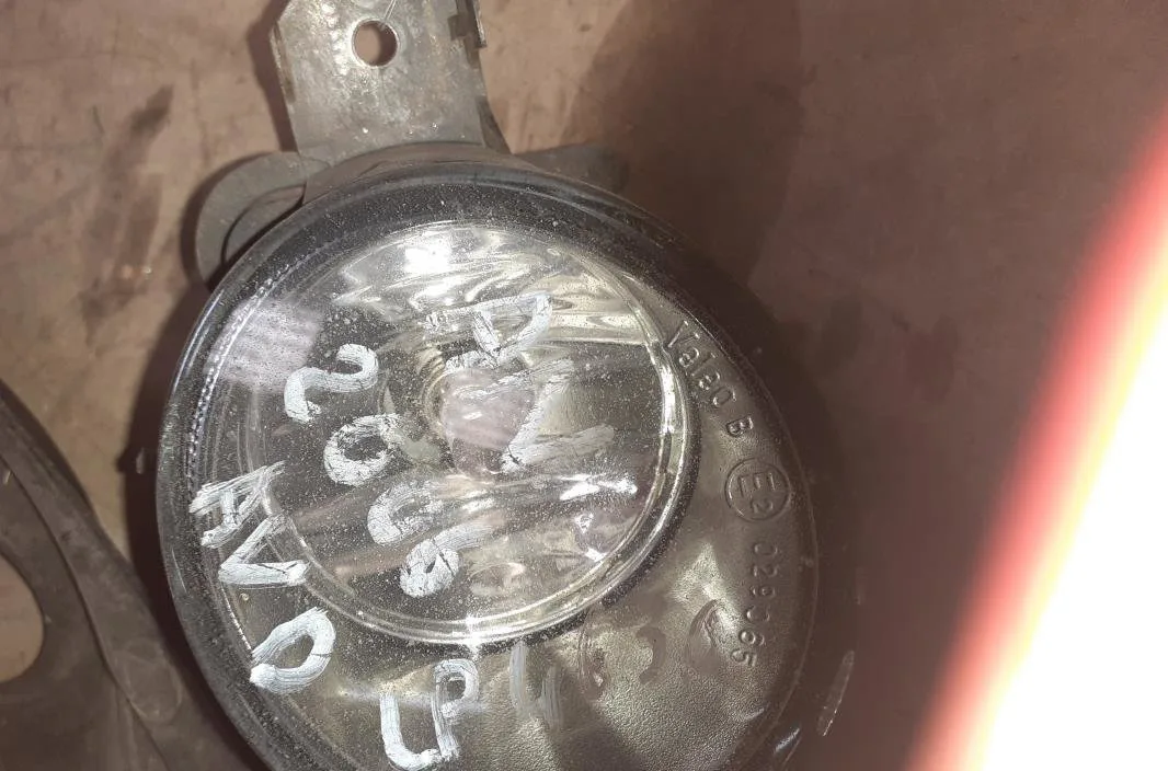 Phare antibrouillard avant droit CITROEN C3 1 PHASE 2 occasion