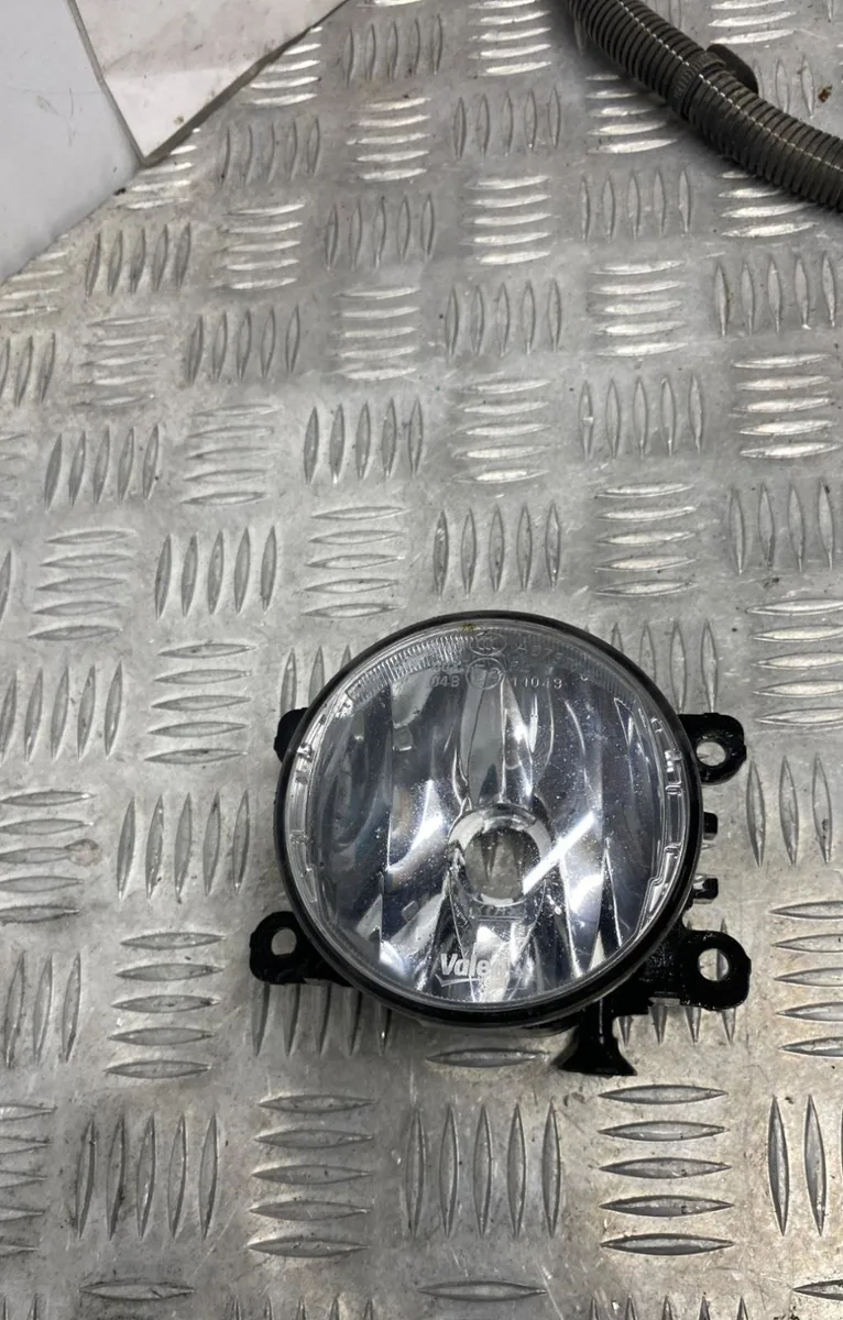 Phare antibrouillard avant droit DACIA SANDERO 2 PHASE 1 occasion