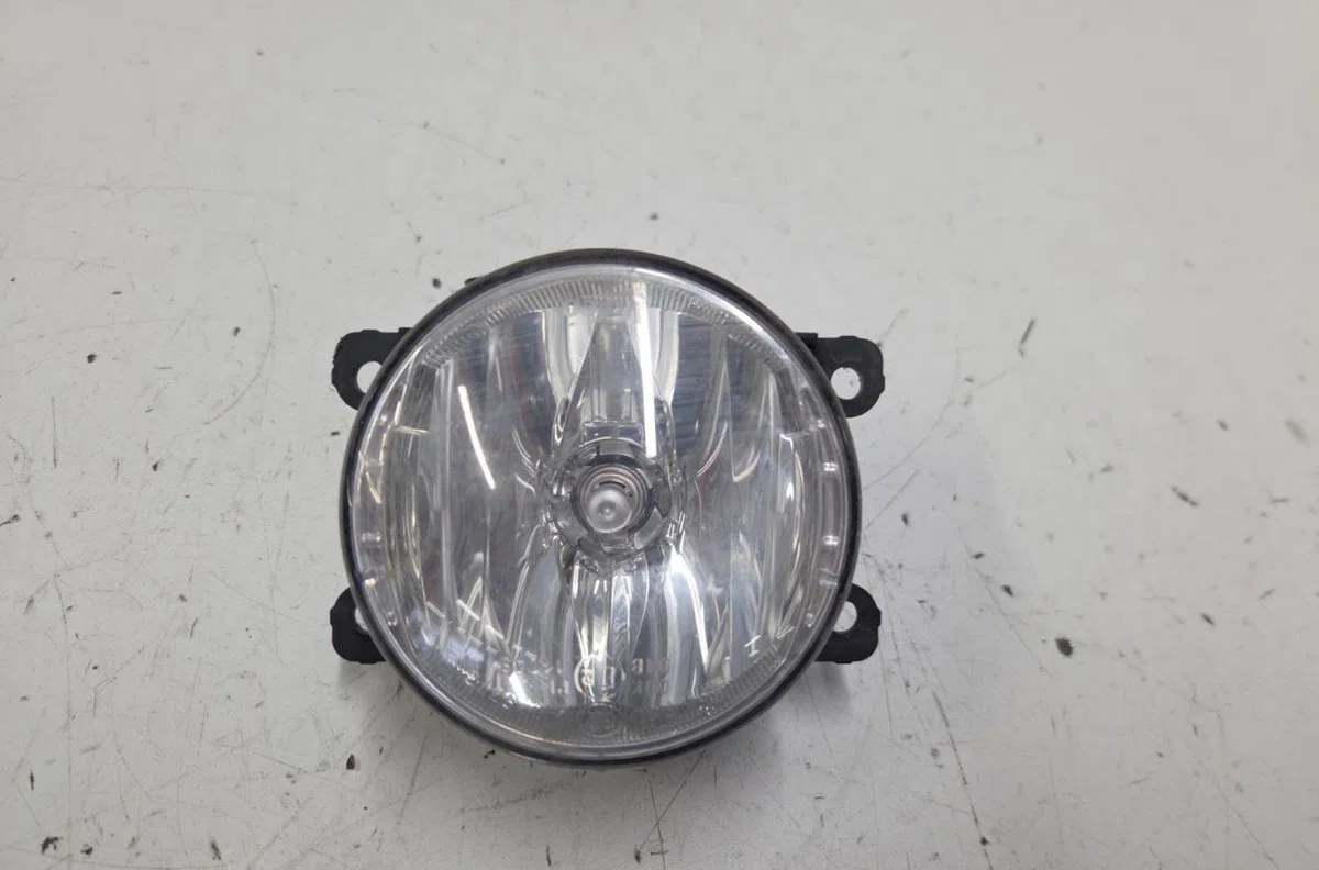 Phare antibrouillard avant droit DACIA SANDERO 2 PHASE 2 occasion