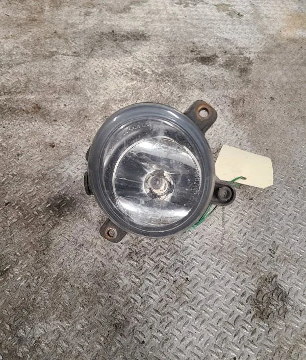 Phare antibrouillard avant droit Ford MONDEO III (B5Y) 2.0 16v tddi - tdci (2000-2007) 5 portes occasion