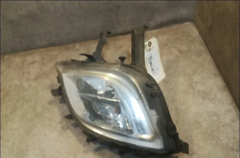 Phare antibrouillard avant droit Opel ASTRA J Sports Tourer (P10) 2.0 cdti (35) (2010-2015) occasion