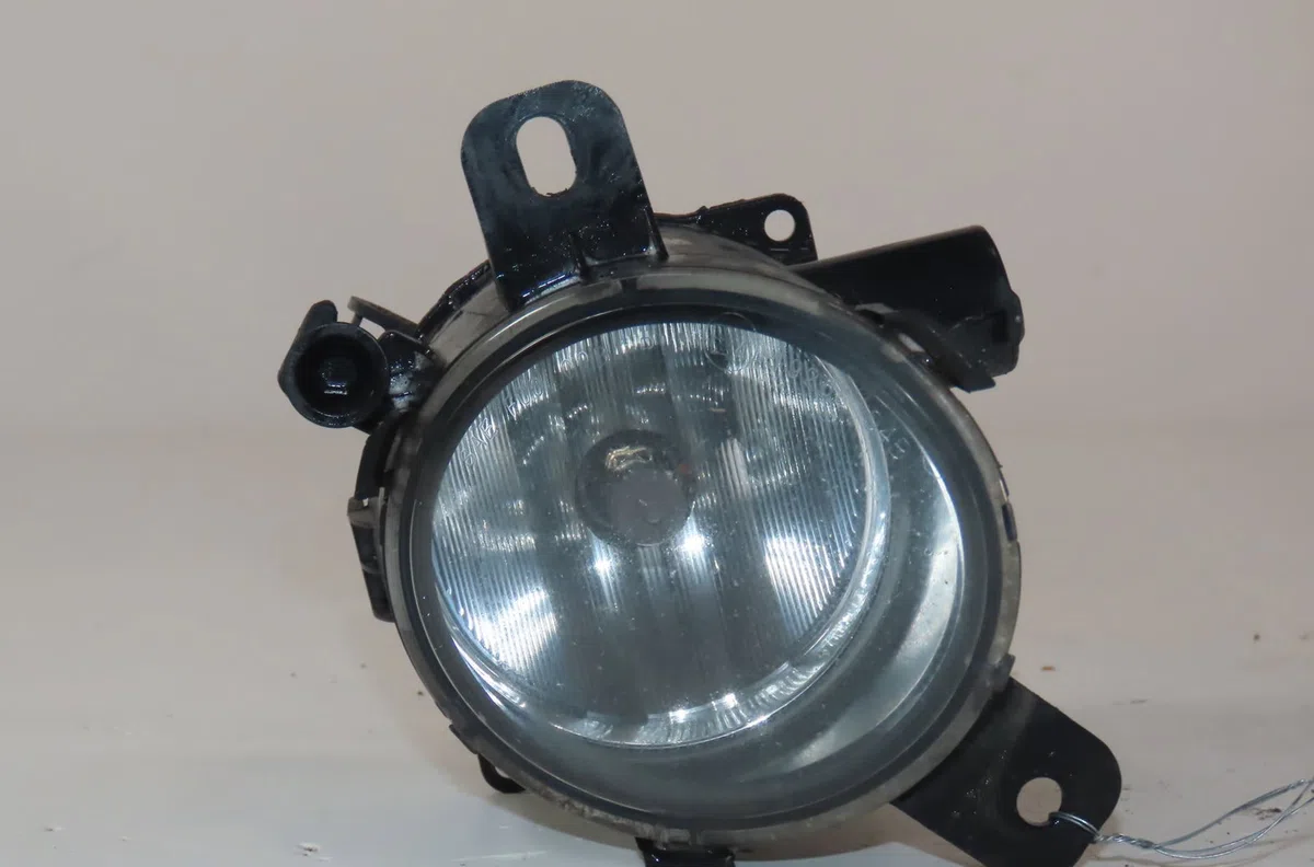 Phare antibrouillard avant droit Opel MERIVA B Monospace (S10) 1.7 cdti (75) (2010-2017) occasion