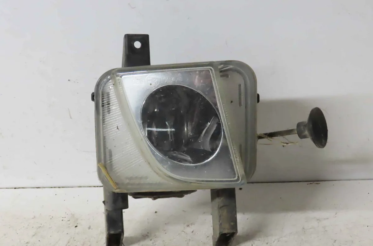 Phare antibrouillard avant droit OPEL MERIVA I occasion
