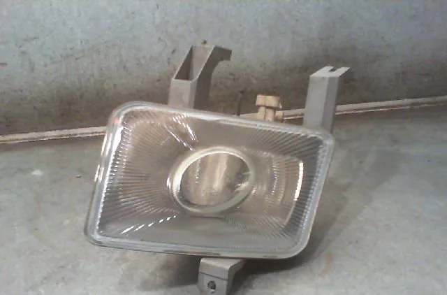Phare antibrouillard avant droit Opel VECTRA B (J96) 1.6 i 16v (f19) (1995-2002) occasion