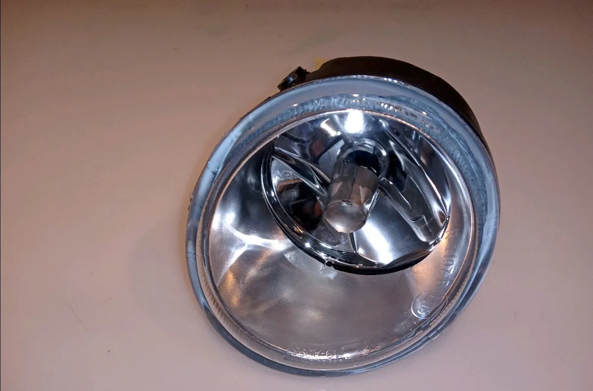 Phare antibrouillard avant droit Opel VIVARO A Fourgon (X83) 1.9 dti (f7) (2001-2014) occasion