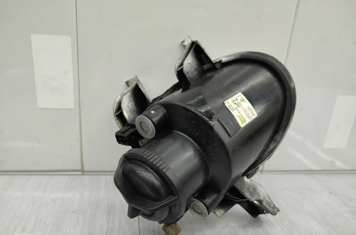 Phare antibrouillard avant droit PEUGEOT 206 PHASE 2 occasion