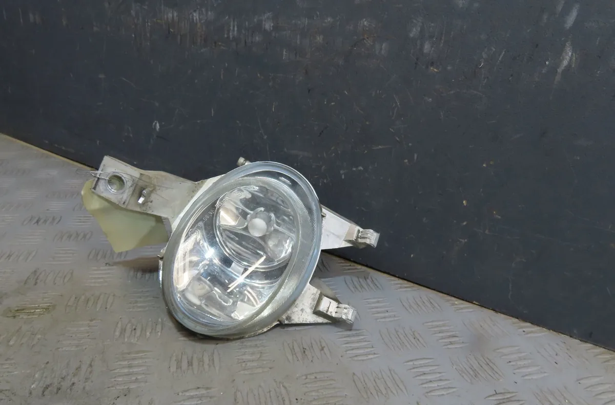 Phare antibrouillard avant droit Peugeot 206 SW (2E-K) 2.0 hdi (2002-2007) occasion