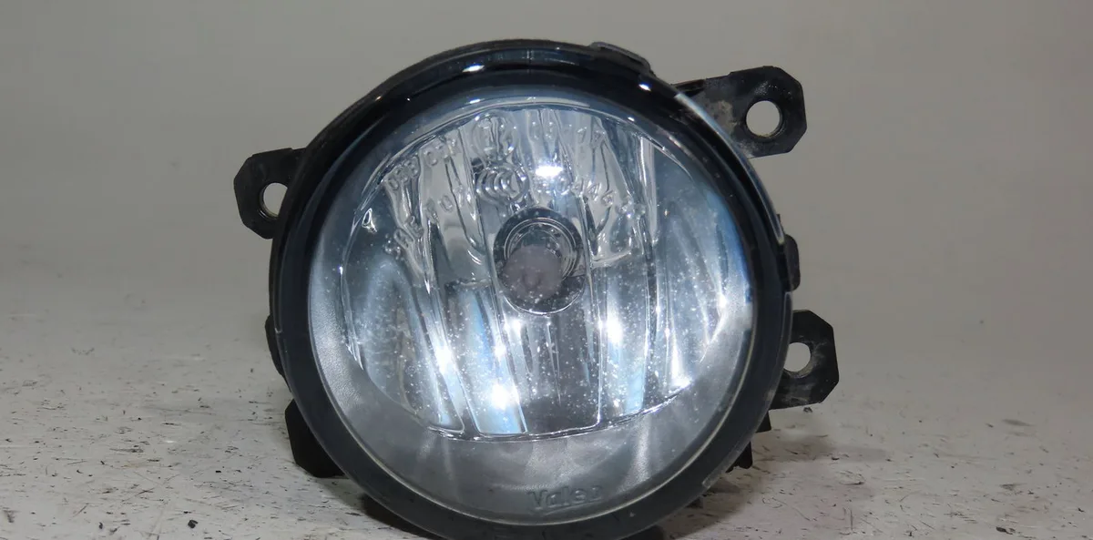 Phare antibrouillard avant droit Peugeot BOXER Camionnette 2.2 bluehdi 140 (2019) occasion