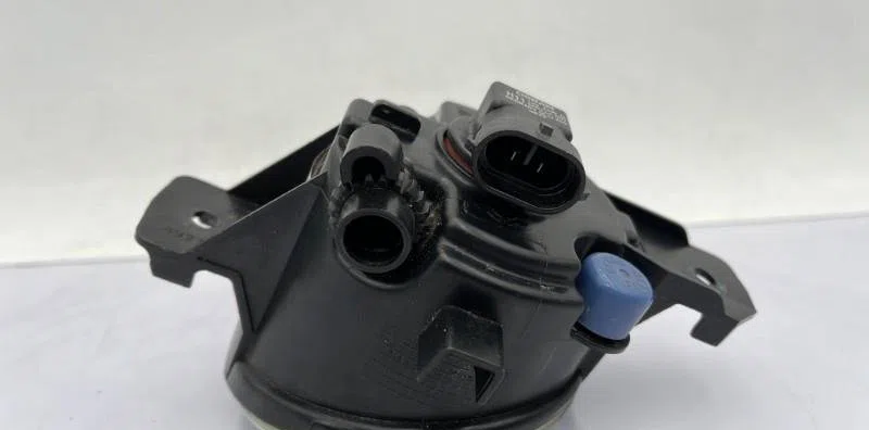 Phare antibrouillard avant droit RENAULT CLIO 3 PHASE 1 occasion