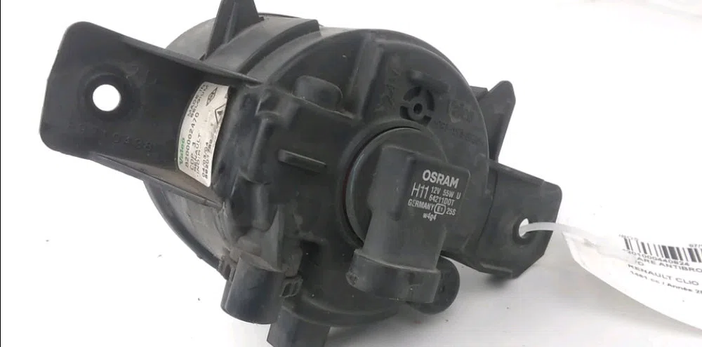 Phare antibrouillard avant droit RENAULT CLIO II  1.5 DCI 80ch occasion