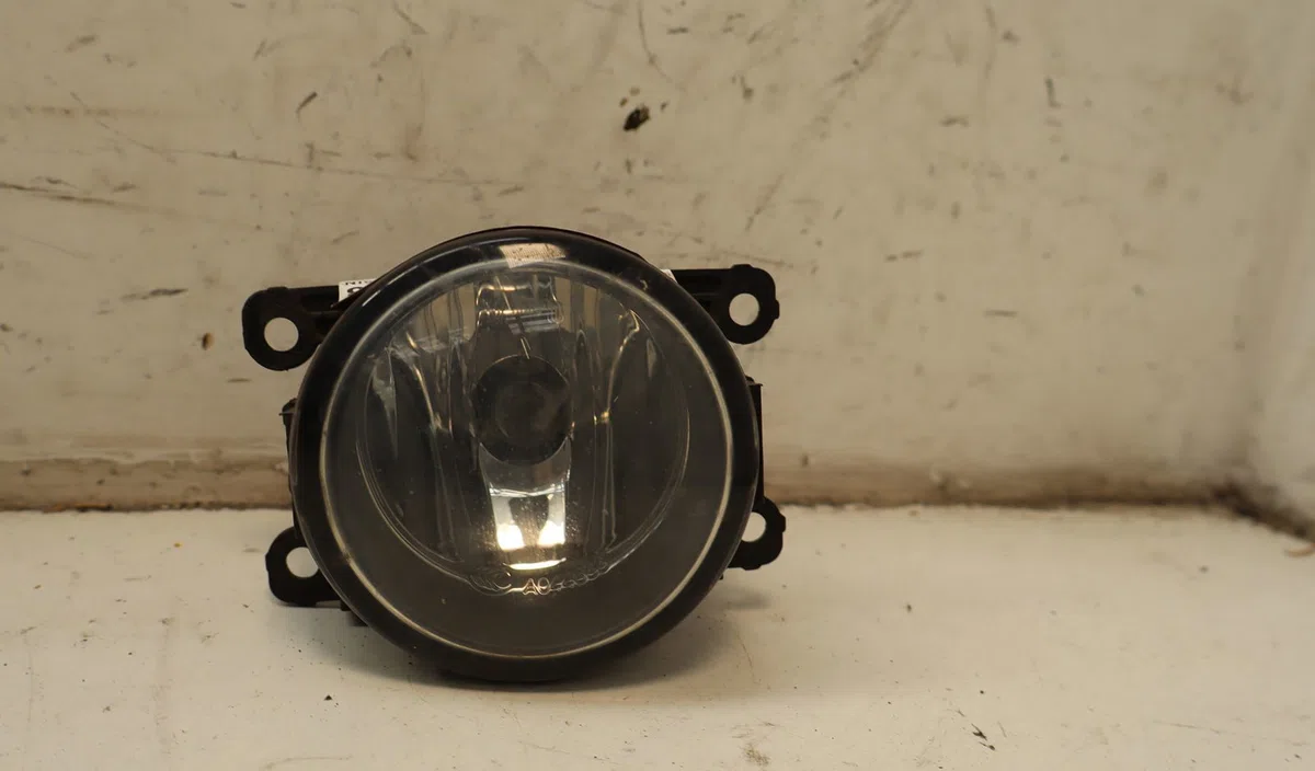 Phare antibrouillard avant droit Renault GRAND SCÉNIC III (JZ0-1_) 1.5 dci (2009) 5 portes occasion