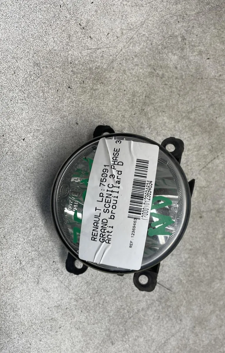 Phare antibrouillard avant droit Renault GRAND SCÉNIC III (JZ0-1_) 1.5 dci (2009) 5 portes occasion