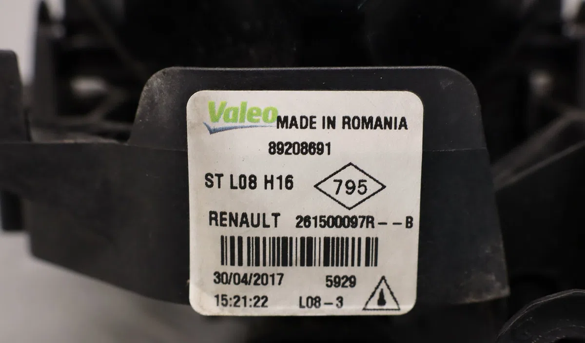 Phare antibrouillard avant droit Renault KANGOO - GRAND KANGOO II (KW0-1_) 1.5 dci 110 (kw06, kw12) (2013) occasion