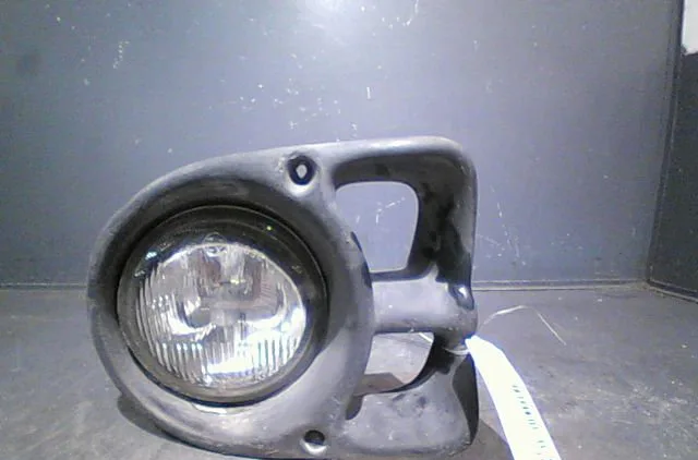 Phare antibrouillard avant droit Renault KANGOO (KC0-1_) 1.2 (kc0a, kc0k, kc0f, kc01) (1997) occasion