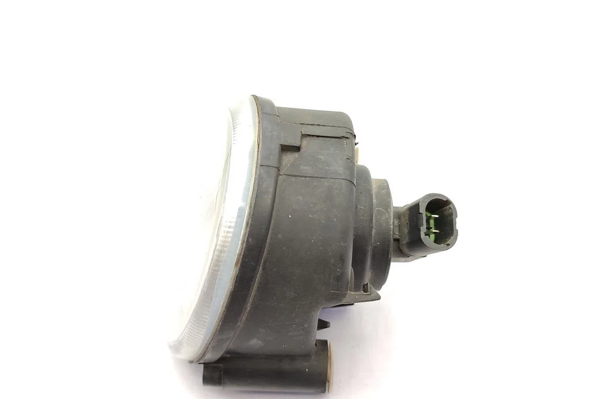 Phare antibrouillard avant droit RENAULT MEGANE 1 BREAK occasion