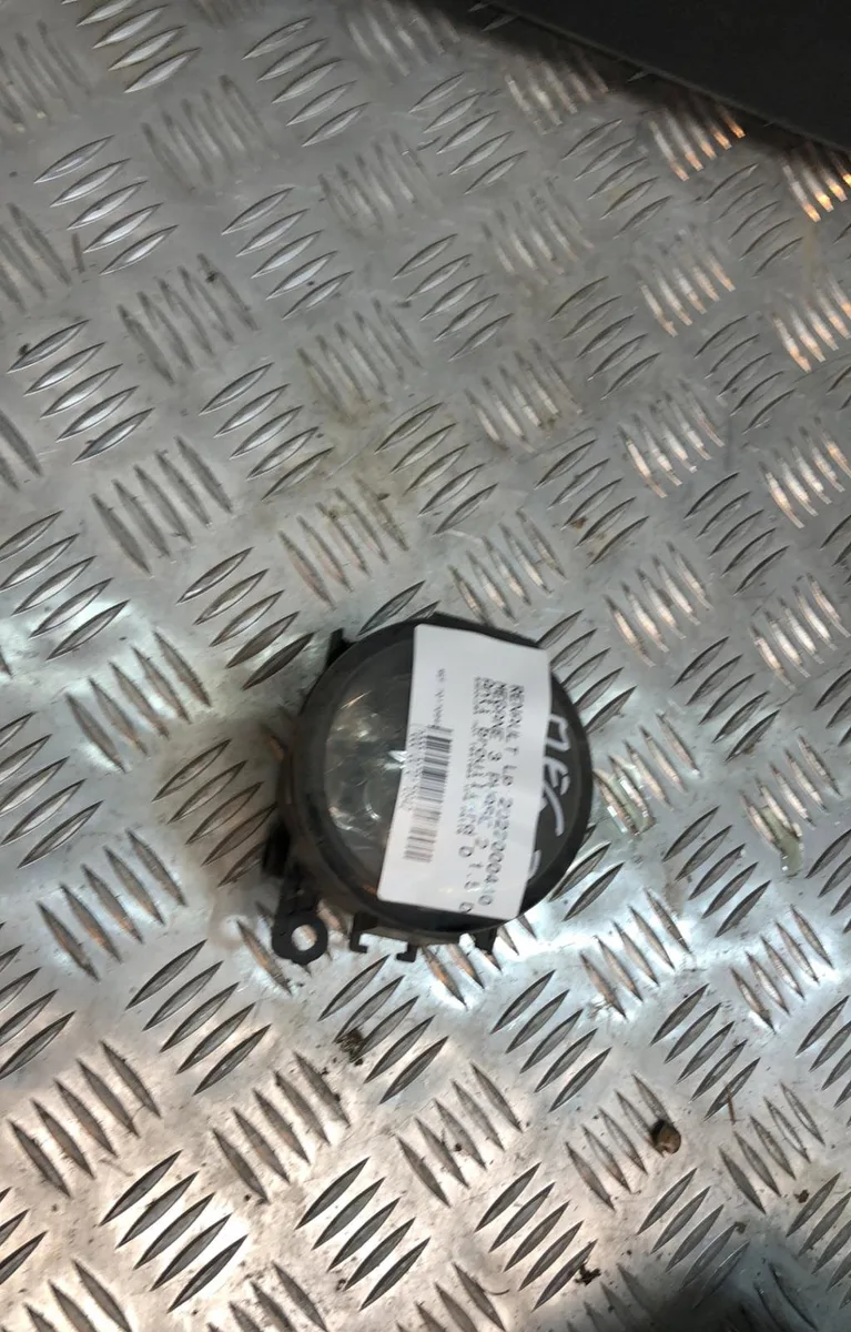 Phare antibrouillard avant droit RENAULT MEGANE 3 PHASE 2 occasion