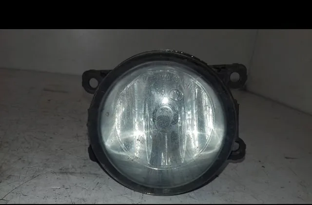 Phare antibrouillard avant droit Renault MEGANE III Coupé (DZ0-1_) 1.6 dci (dz00, dz12, dz2a, dz13) (2011-2015) occasion