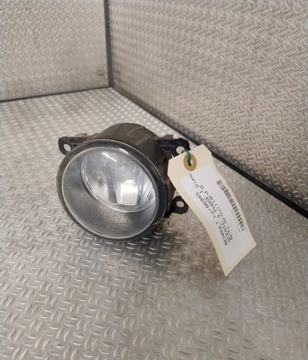 Phare antibrouillard avant droit RENAULT SCENIC 3  SCENIC 3 PHASE 1 occasion