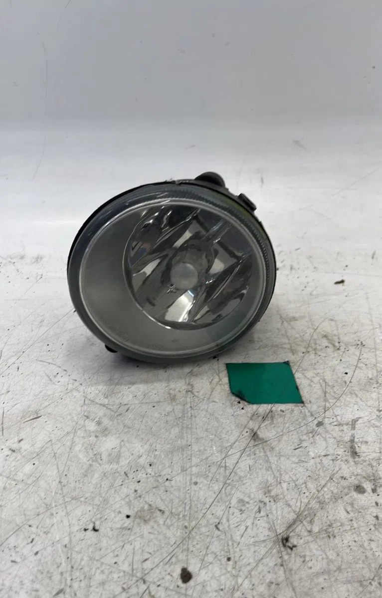 Phare antibrouillard avant droit Renault SCÉNIC I Monospace (JA0-1_, FA0_) 1.6 (ja00, ja16, ja15, ja19, ja1v, ja2b, ja2c