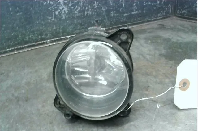 Phare antibrouillard avant droit Skoda FABIA I (6Y2) 1.4 tdi (2005-2008) occasion