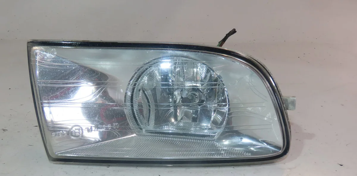 Phare antibrouillard avant droit Skoda OCTAVIA II Combi (1Z5) 1.9 tdi (2004-2010) occasion