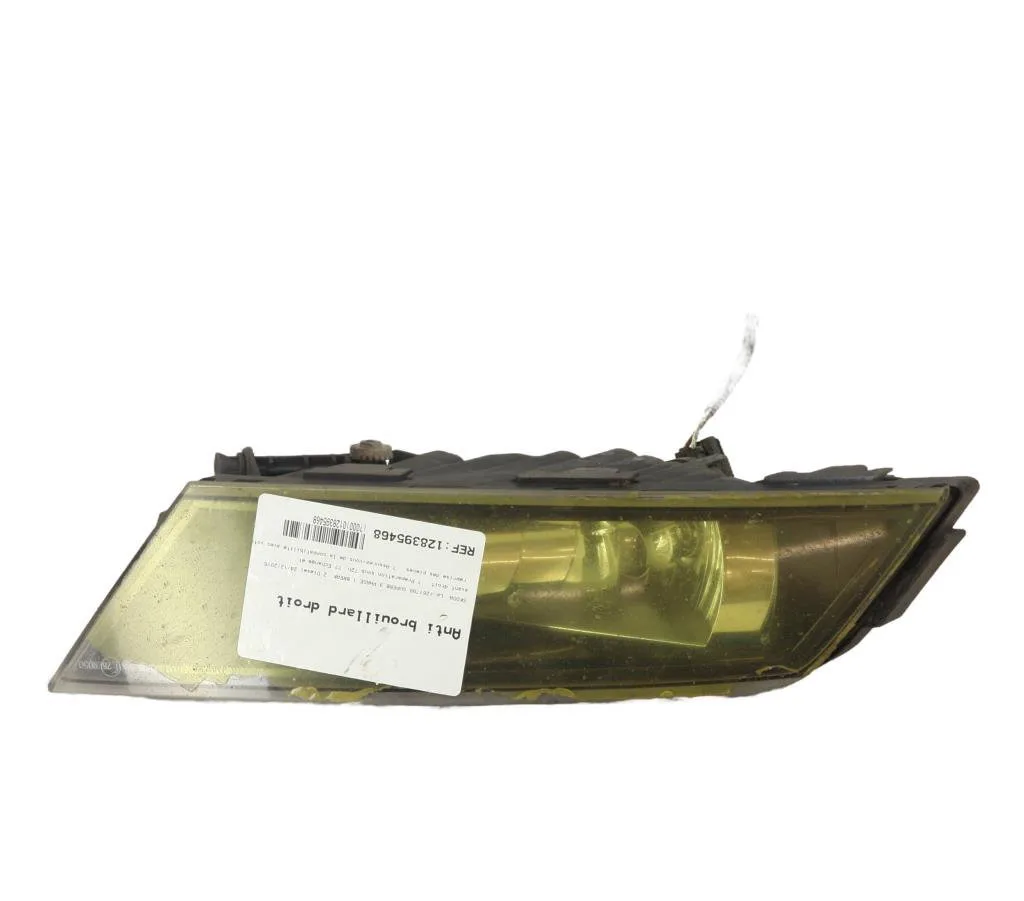 Phare antibrouillard avant droit SKODA SUPERB 3 PHASE 1 BREAK occasion
