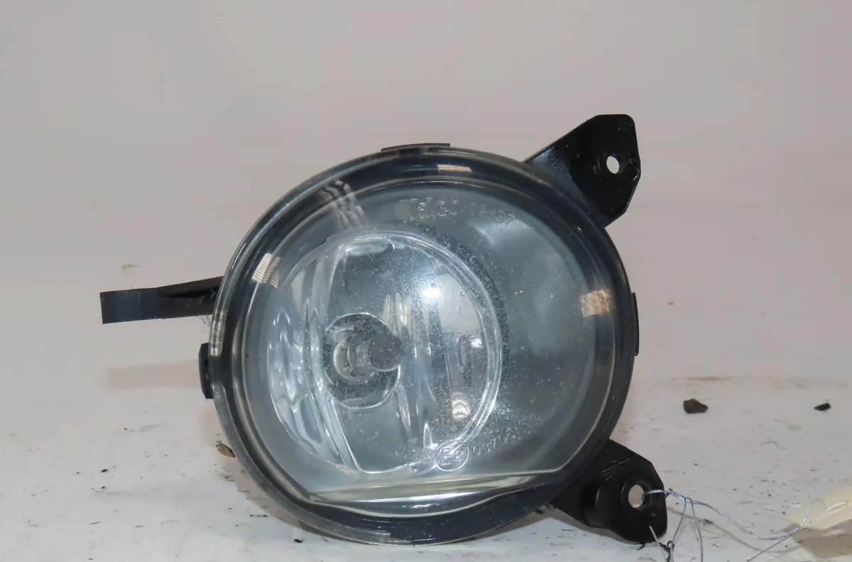 Phare antibrouillard avant droit Toyota COROLLA (_E12_) 1.4 d (nde120_) (2004-2007) 5 portes occasion
