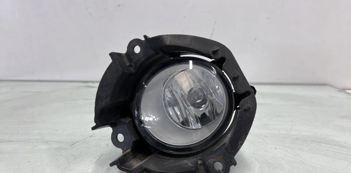 Phare antibrouillard avant droit TOYOTA RAV4 3 PHASE 1 occasion