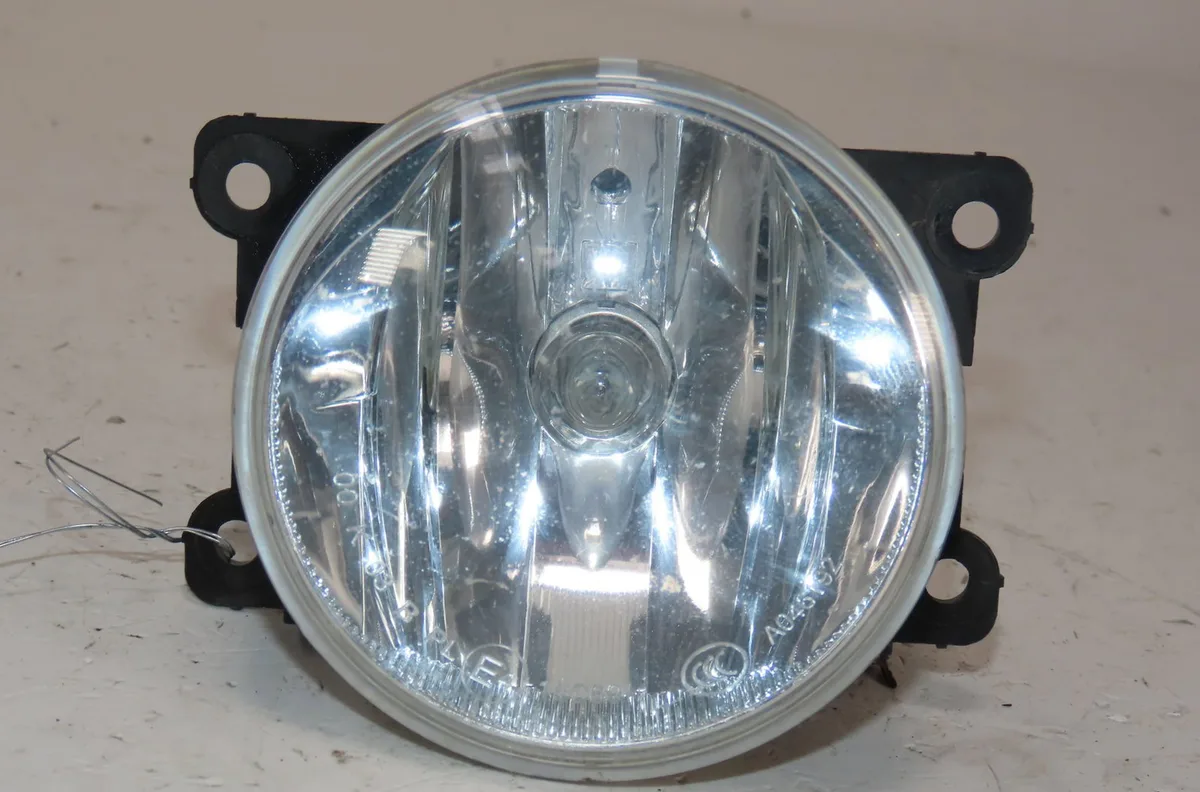 Phare antibrouillard avant gauche Citroen C3 PICASSO (SH_) 1.6 hdi 90 (2010) 5 portes occasion