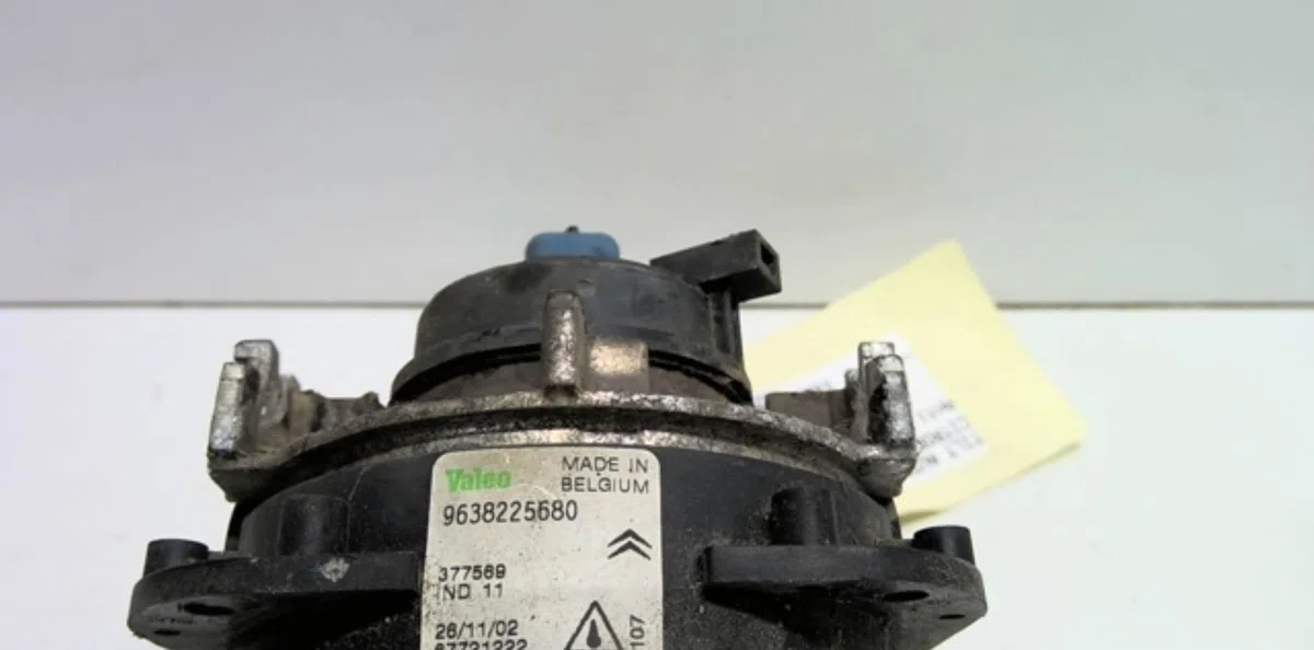 Phare antibrouillard avant gauche Citroen XSARA PICASSO (N68) 2.0 hdi (1999-2011) 5 portes occasion