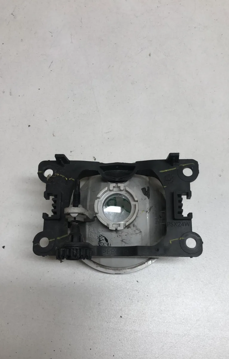 Phare antibrouillard avant gauche Ds DS 3 (SA_) 1.6 bluehdi 120 (2015-2019) occasion