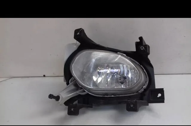 Phare antibrouillard avant gauche KIA CEE D I 2014 occasion