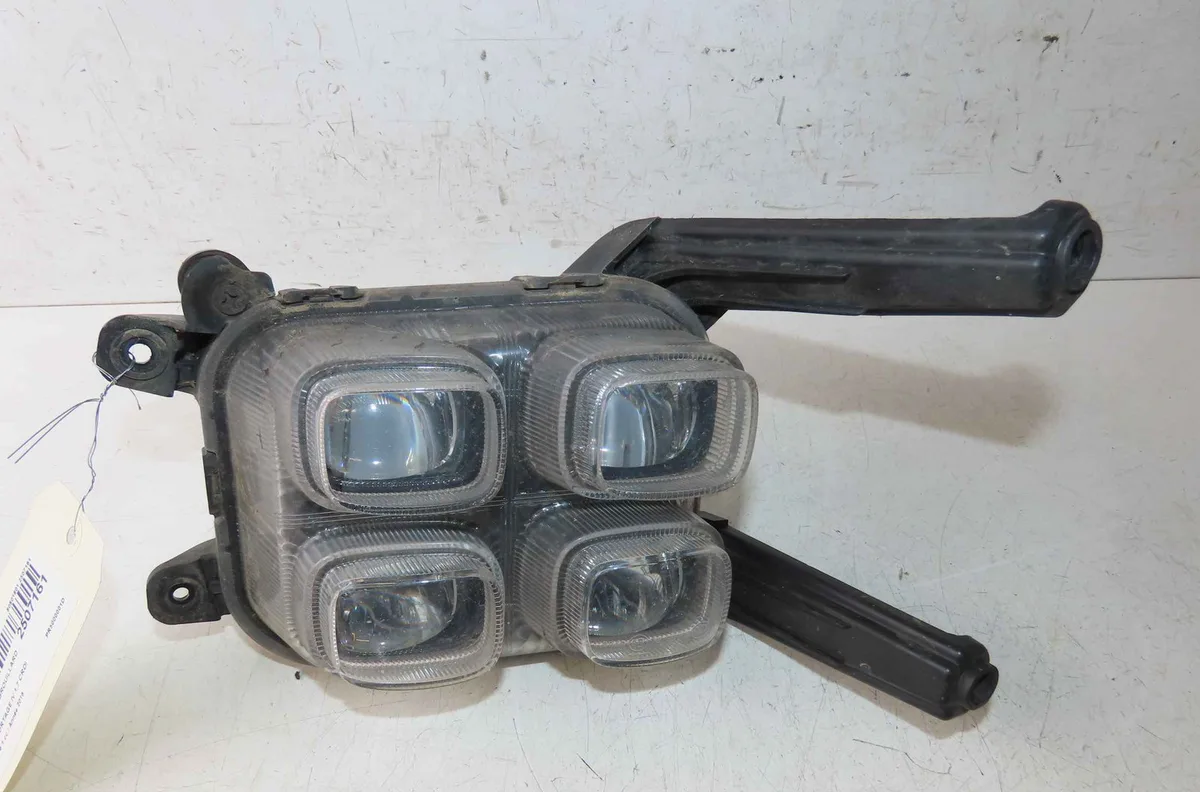 Phare antibrouillard avant gauche KIA SPORTAGE IV occasion